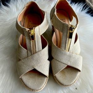 Target Wedges with Zipper